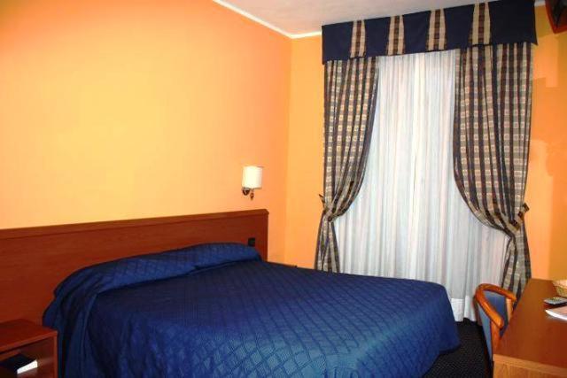 Hotel Tre Denti Cantalupa ภายนอก รูปภาพ